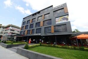 Medical Tourism in Turkey: Top 10 Clinics for International Patients