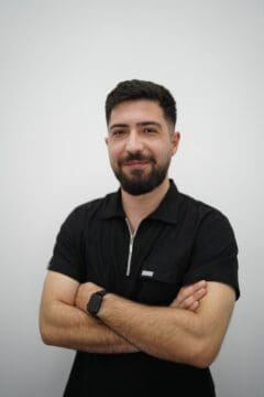 Лікар Мухаммет Емін Пертев